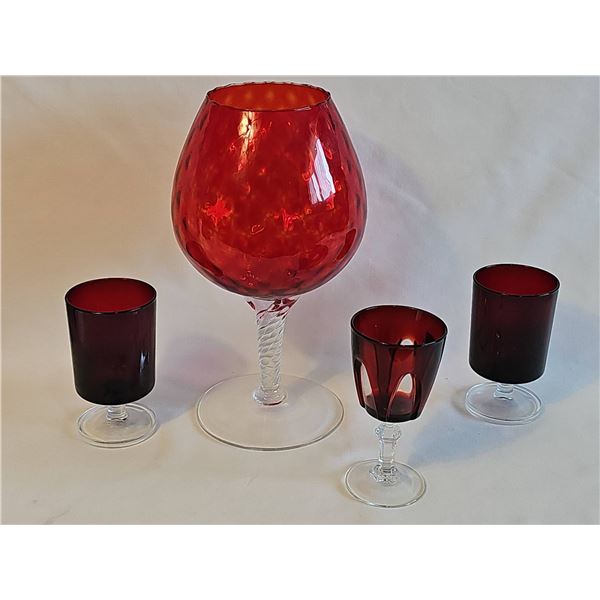Emploi Red Glass Stemware Oversized Goblet with Vintage Red Drink Glassware