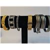 Image 4 : Vintage Women's Watches and Bracelets Lot