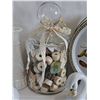 Image 4 : Grannycore Lot With Milk Glass Vases, Swan, Buttons, and Floral Tin