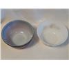 Image 8 : DIABLO HOMBRE Anchor Hocking Fire-King Mixing Bowl and Federal Glass Autumn Flower Bowl