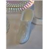 Image 3 : White Milk Glass Decorative Collection – 4 Pieces