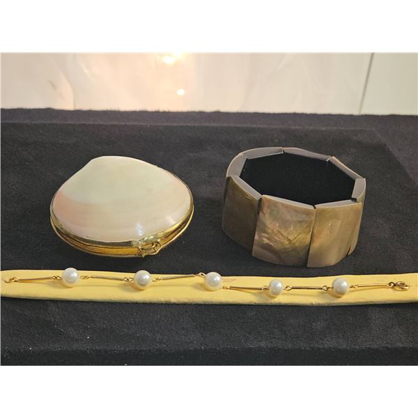 Shell Trinket Keepsake Box, Mother Of Pearl Bracelet, Pearl Bracelet