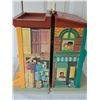 Image 14 : 1974 Fisher-Price Sesame Street Play Family Playset With 1978 Album