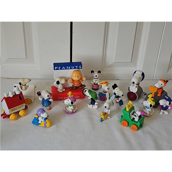 Vintage Peanuts McDonald's 50th Anniversary Snoopy Toys Lot