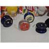 Image 2 : Lot: Peter Pan LP, M&M Plate, Plush & Yo-Yos