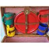 Image 5 : Wicker Picnic Basket With Plastic Tableware for Four