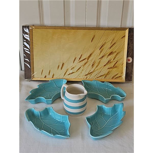 Cornwall Hot Electric Tray With Ceramics Including Carrigaline Jug