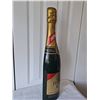 Image 8 : Henkell Trocken Extra Dry Champagne Bottle-Shaped store advertisement