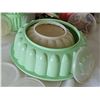 Image 2 : Tupperware Jello Mold Set with Cups and 'The Magic of Jello' Book