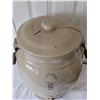 Image 4 : Antique Medalta Alberta Potteries Redcliff No. 5 Water Crock with Repaired Lid