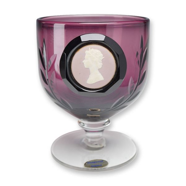 Wedgwood Queen Elizabeth II Silver Jubilee Limited Edition Amethyst Glass Cameo Goblet