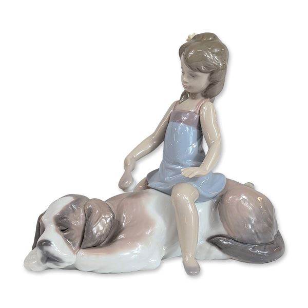 Lladro Contented Companion Glazed Porcelain Figurine