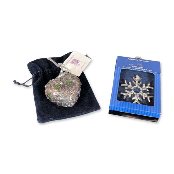 2pc Swarovski Crystal with Harvey Lewis Designs and NYCO Ornaments