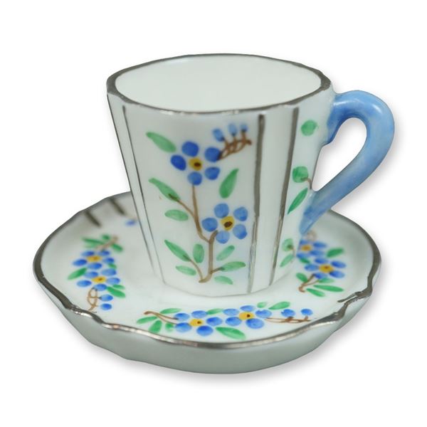 Wedgwood Bone China Miniature Childs Teacup and Saucer in Forget-Me-Not Pattern W3862