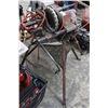 Image 2 : Ridgid  300 Pipe Threader w/Tripod Stand
