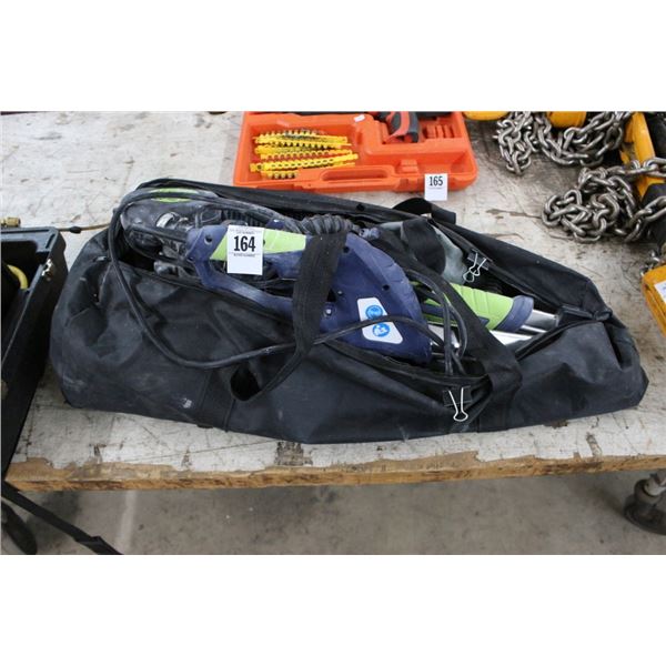 Dry Wall Sander w/Duffle