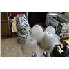 Image 1 : Asst. Fan Light Shades