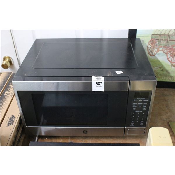 GE  SS  M/W  Oven