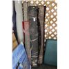 Image 1 : 5-Asst. Smallish Area Rug - 5 X $