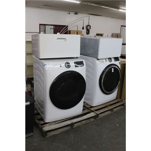 GE Front Load Pedestal Clothes Washer/Dryer Set