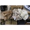Image 1 : Fur Shawls - 3