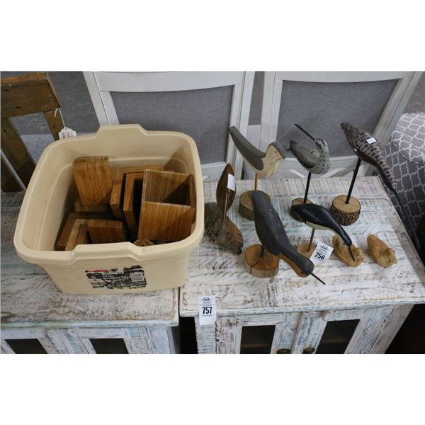 Wooden Birds 8 w/Displays