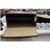 Image 2 : Corelle Dishes, Breadbox, Mugs