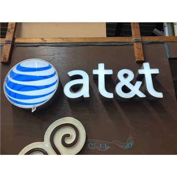 At & T  Lighted Sign - No Shipping