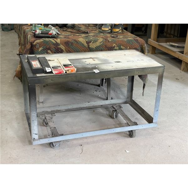 Metal  4'  Shop Cart