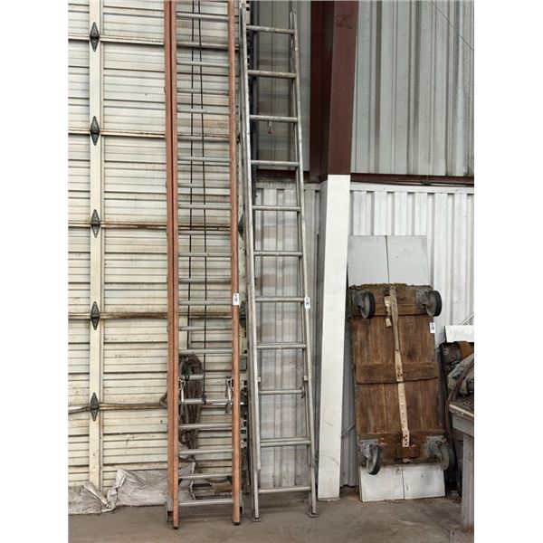 Alum. Approx.  20'  Ext. Ladder