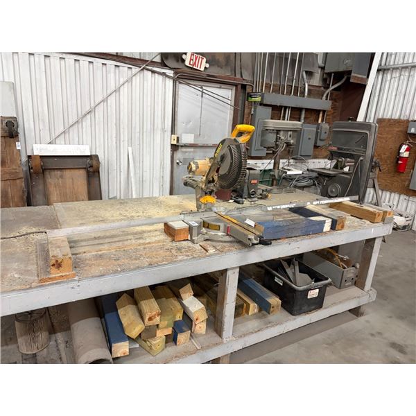Dewalt Sliding Miter Saw w/Bench