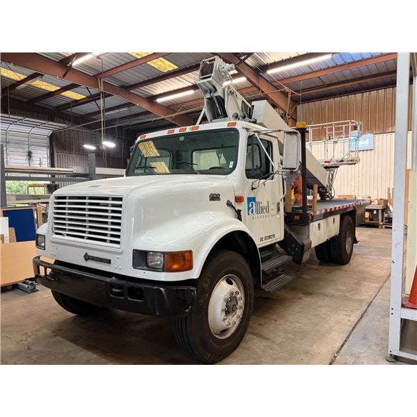 2001  International 4900  4X2 DSL/Elite  18' Flatbed Man Bucket Telescoping Crane Truck,