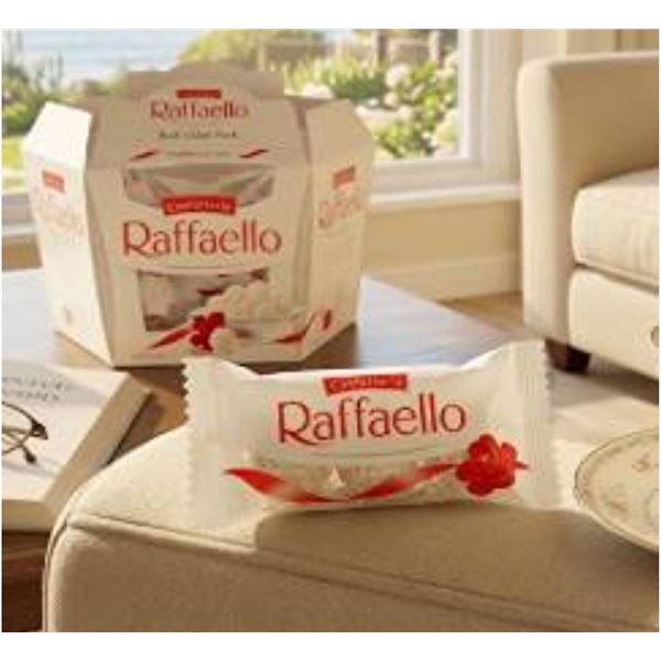 Raffaello 16-Pack Box, 480g Total Weight