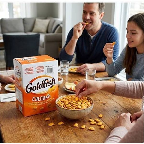 Goldfish Cheddar Baked Snack Crackers 1.64 Kg Box