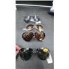 Image 2 : 4 Pugs Sunglasses Assorted Styles