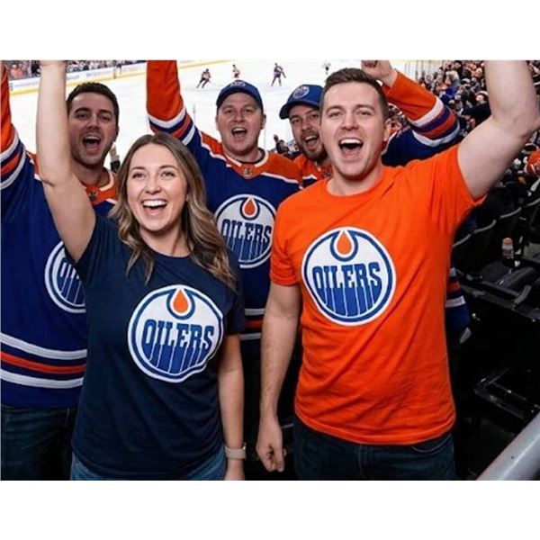 Lot of 2 - Edmonton Oilers NHL T-Shirts, Size Large