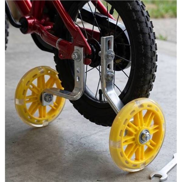 Yellow Auxiliary Training Wheel Set