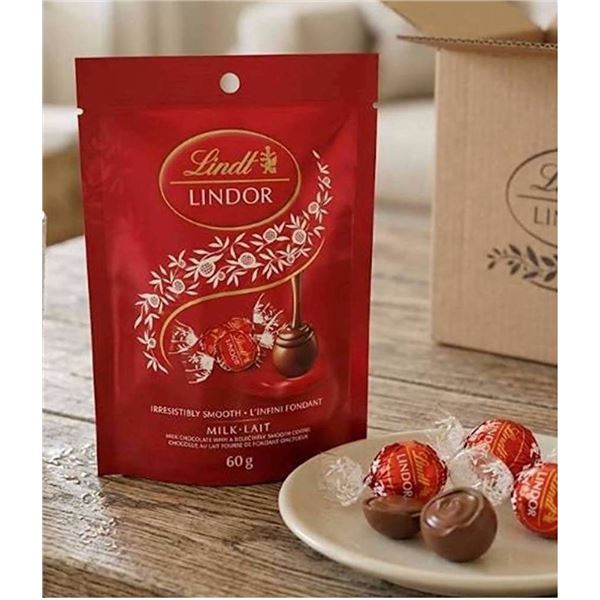 Lindt Lindor Milk Chocolate 18x60g Pack