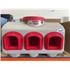 Image 2 : OverEZ Indoor Outdoor Chicken Feeder
