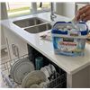 Image 1 : Kirkland UltraShine Dishwasher Detergent 115-pc
