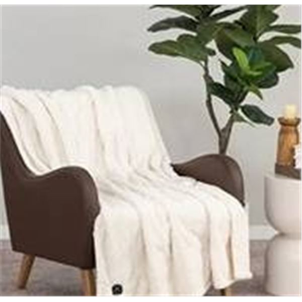 Berkshire Luxe Faux Fur Heated Throw