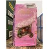 Image 2 : Lindt Lindor Summer Assortment 900g