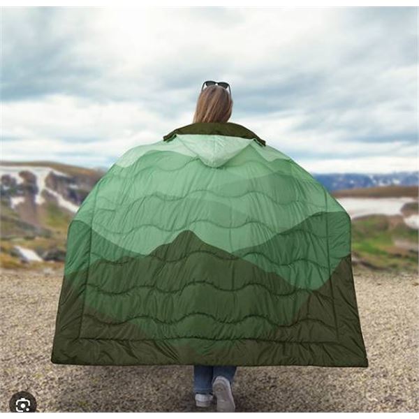 Below Zero Wearable Outdoor Blanket 54"x 76"