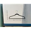 Image 3 : 50 Non-Slip Clothes Hangers