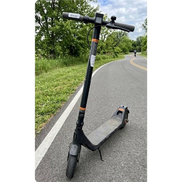 Phantom Electric Scooter, Locked, No Charger
