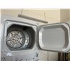 Image 3 : GE Laundry Center Washer and Dryer