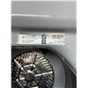 Image 5 : GE Laundry Center Washer and Dryer