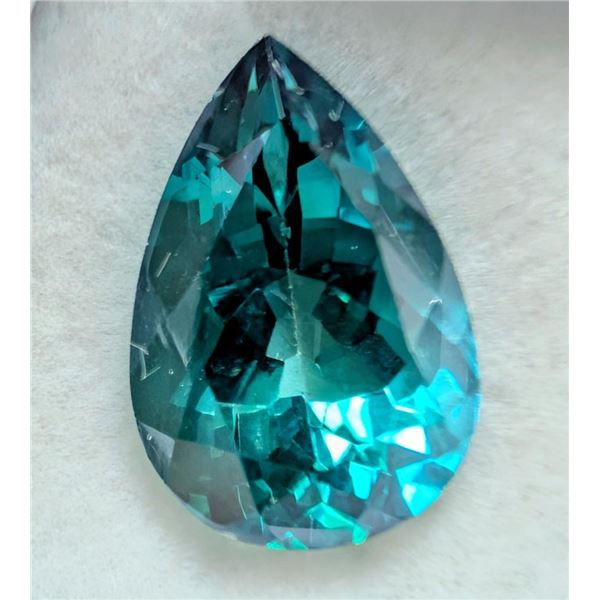 $140,  green topaz (7.2ct) gemstone, retail value $140