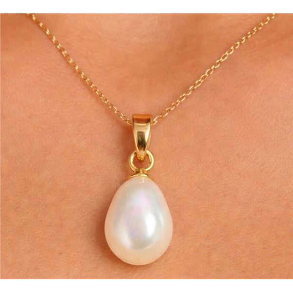 $200, 14k gold peg&g.p.bail F.W pearl pendant, retail value $200