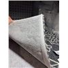 Image 4 : Gray and White Patterned Area Rug 30" x 45"